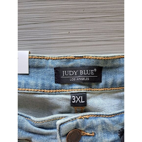 Judy Blue High Waist Light Wash Denim Shorts 3XL Cotton Blend New with Tags - Picture 3 of 8